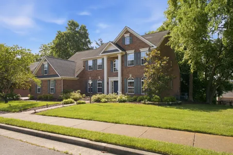 7001 Stone Run Dr