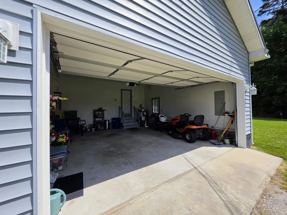 161 S 20th Ave Gruetli Laager, TN 37339