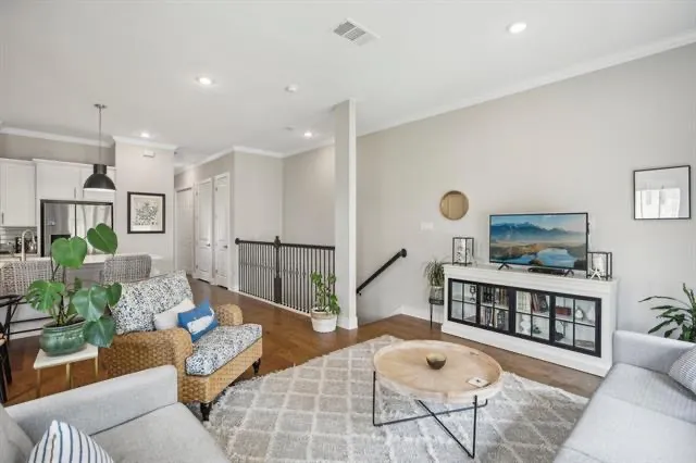 332 Adams Street Georgetown, TX 78628