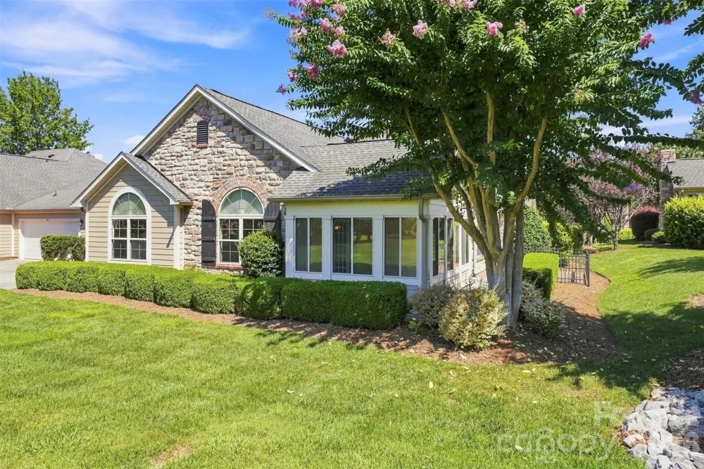 821 Ledgestone Court Tega Cay, SC 29708