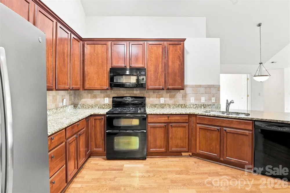 821 Ledgestone Court Tega Cay, SC 29708