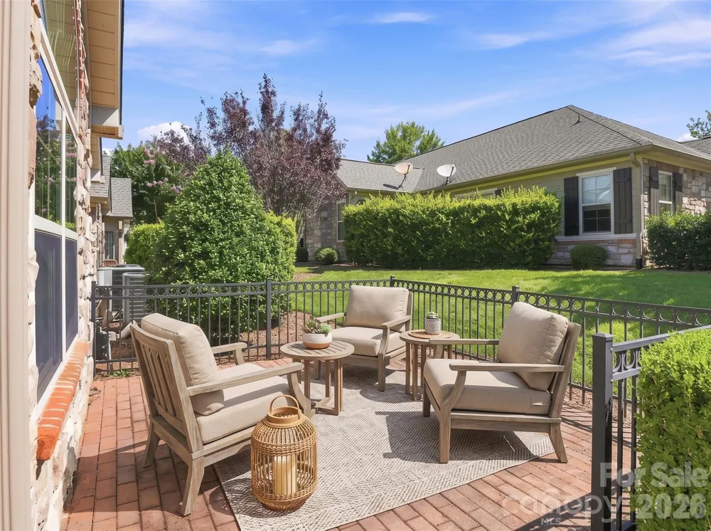 821 Ledgestone Court Tega Cay, SC 29708