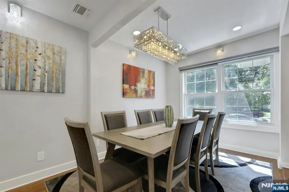 281 W Englewood Avenue Teaneck, NJ 07666
