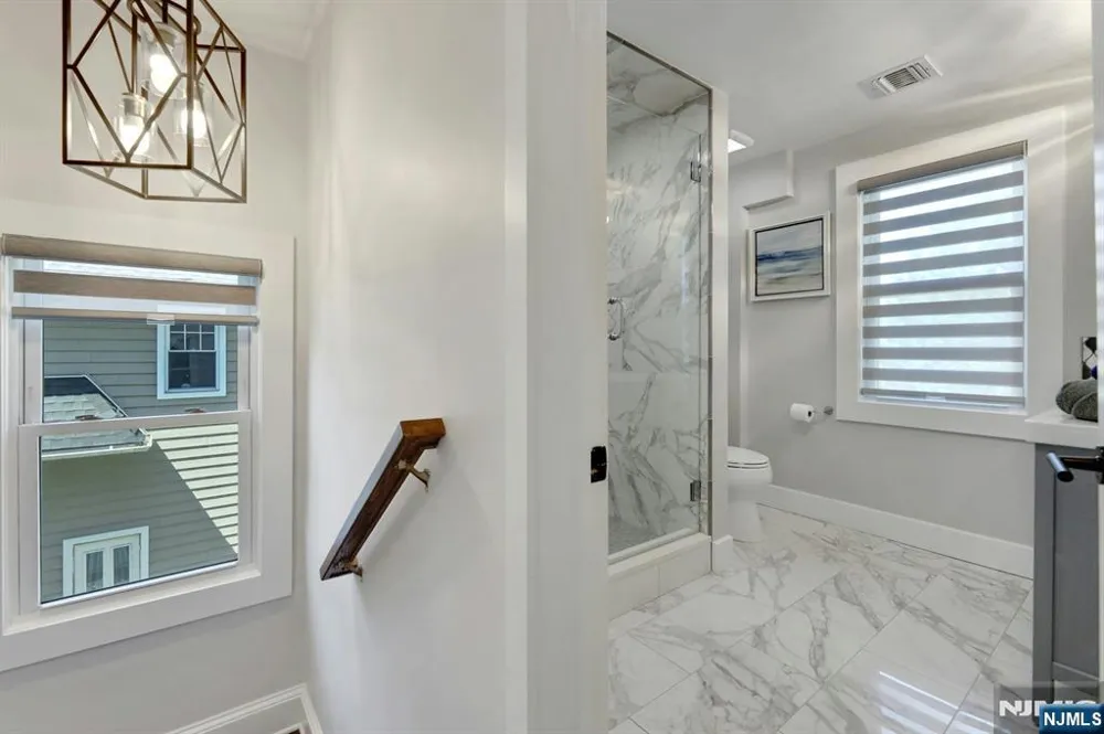 281 W Englewood Avenue Teaneck, NJ 07666