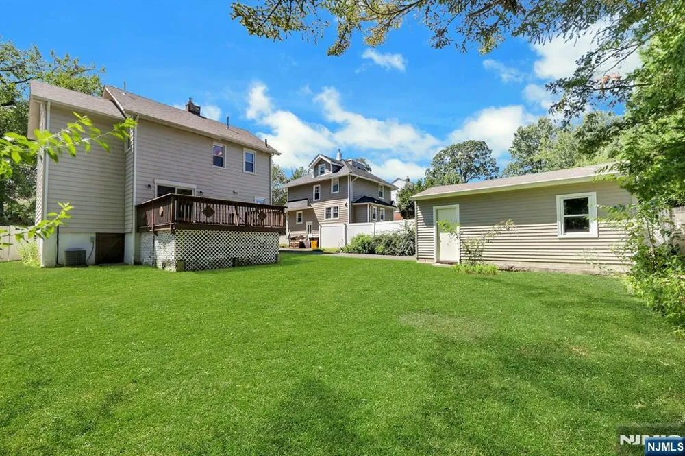 281 W Englewood Avenue Teaneck, NJ 07666