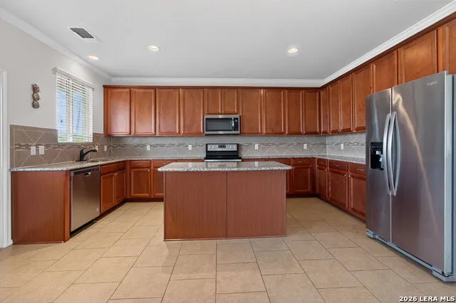 9763 Harbor Mist Lane Converse, TX 78109