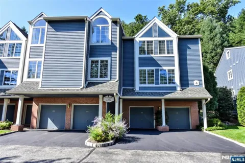 133 Surrey Court