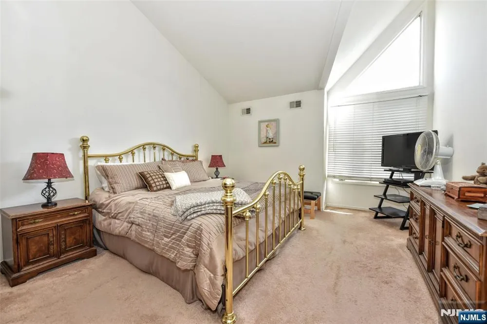 133 Surrey Court Ramsey, NJ 07446