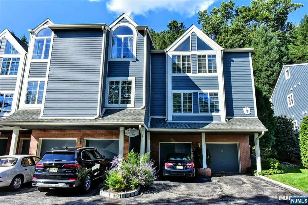 133 Surrey Court Ramsey, NJ 07446