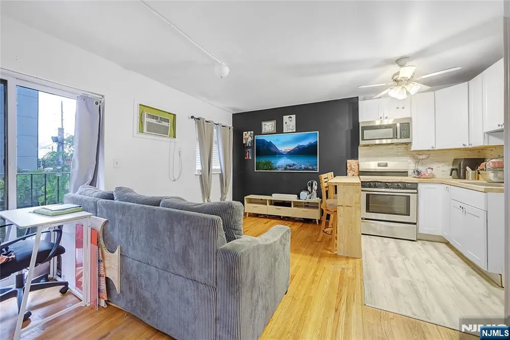 359 Marshall Street 3A Paterson, NJ 07503