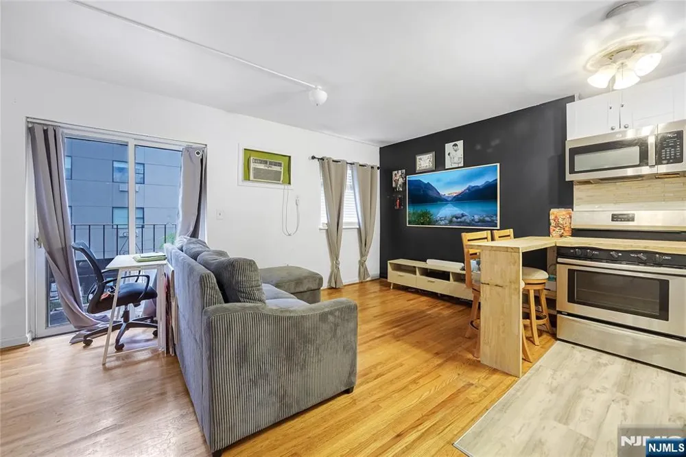 359 Marshall Street 3A Paterson, NJ 07503