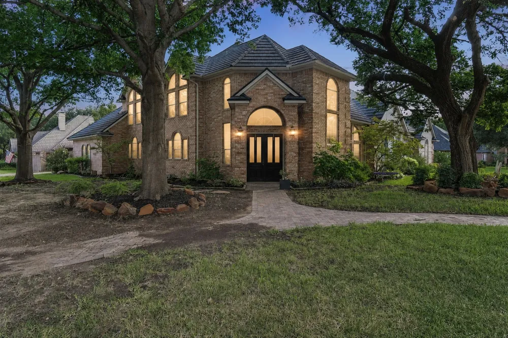2700 Cottonwood Lane Colleyville, TX 76034