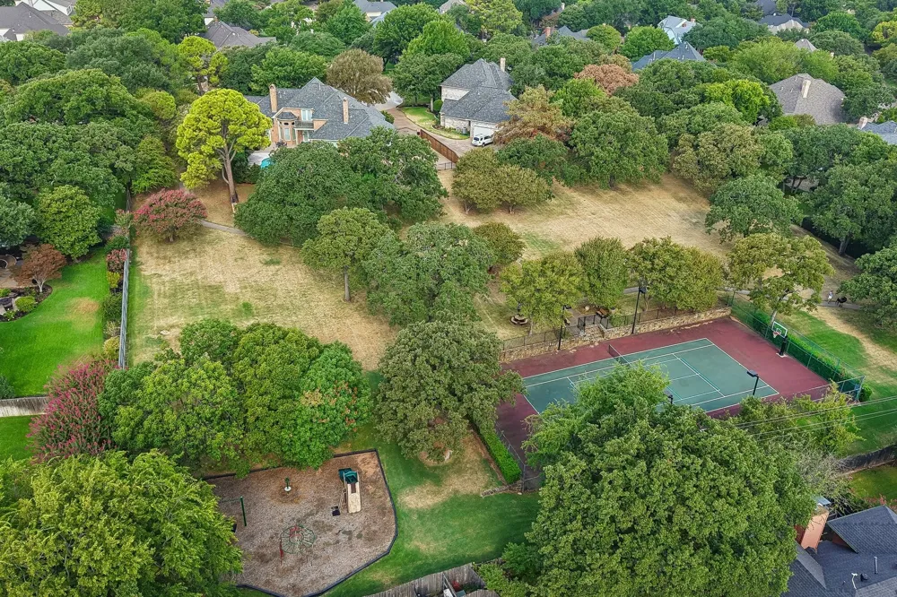 2700 Cottonwood Lane Colleyville, TX 76034