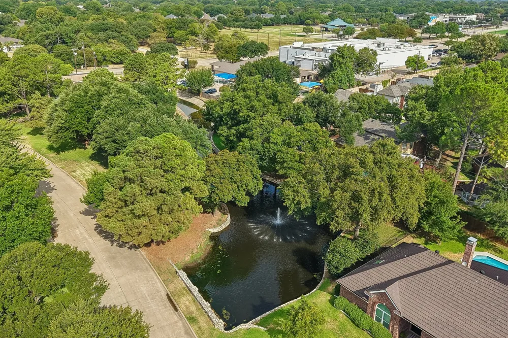 2700 Cottonwood Lane Colleyville, TX 76034