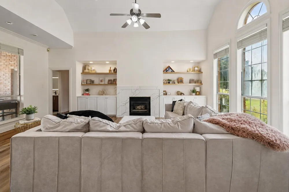 2700 Cottonwood Lane Colleyville, TX 76034