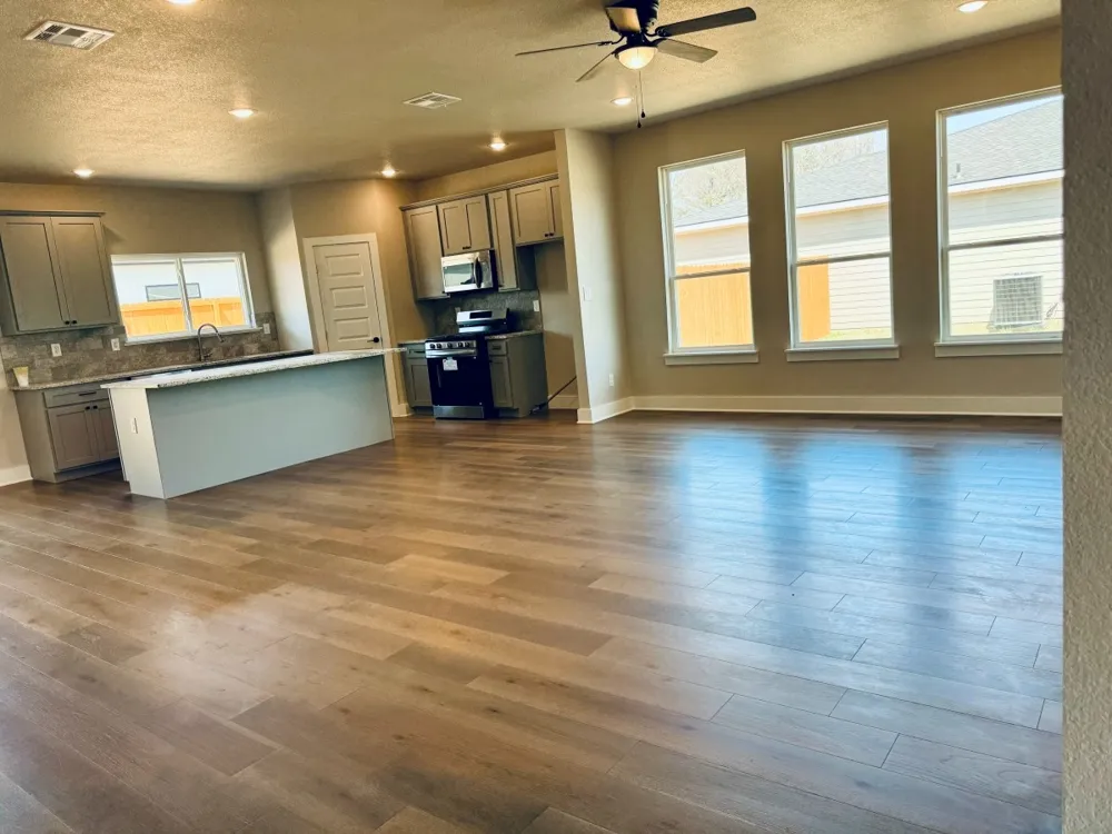 15528 Greenhouse Way Lindale, TX 75771