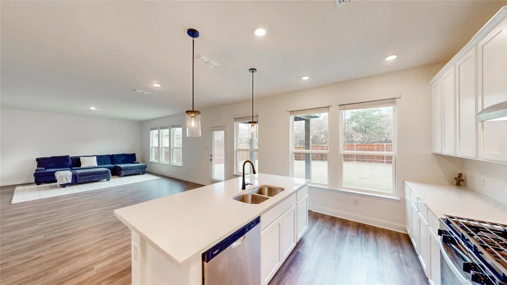 1200 Lancaster Drive Justin, TX 76247