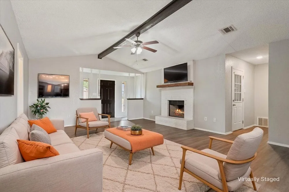 928 Vail Highlands Hewitt, TX 76643