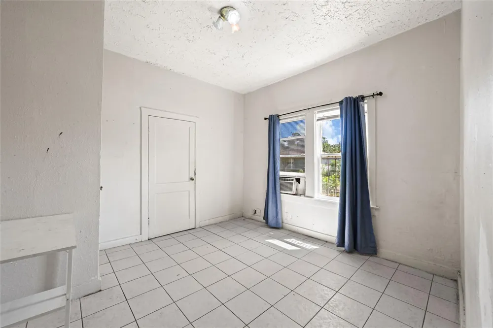 2221 Vance Street Houston, TX 77093