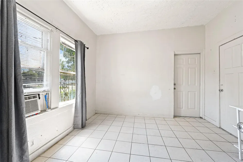 2221 Vance Street Houston, TX 77093