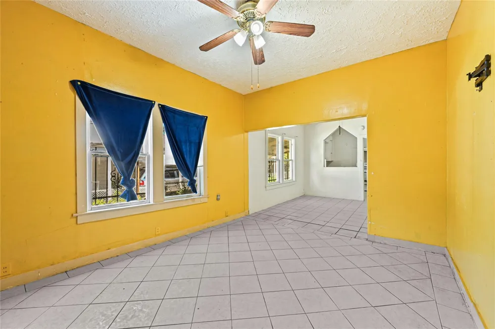 2221 Vance Street Houston, TX 77093
