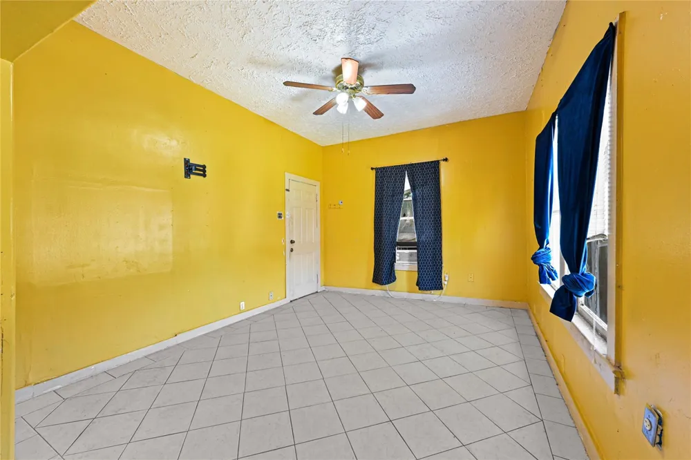 2221 Vance Street Houston, TX 77093