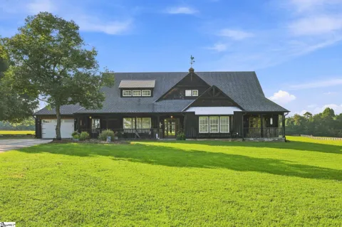 205 Clement Road