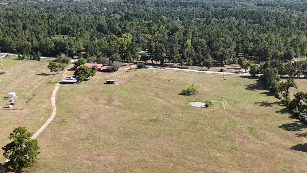476 Rosenwall Road Huntsville, TX 77320