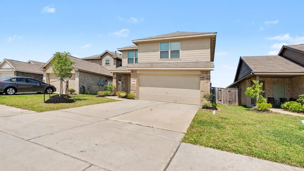 9106 Burnet Fields Drive Baytown, TX 77521