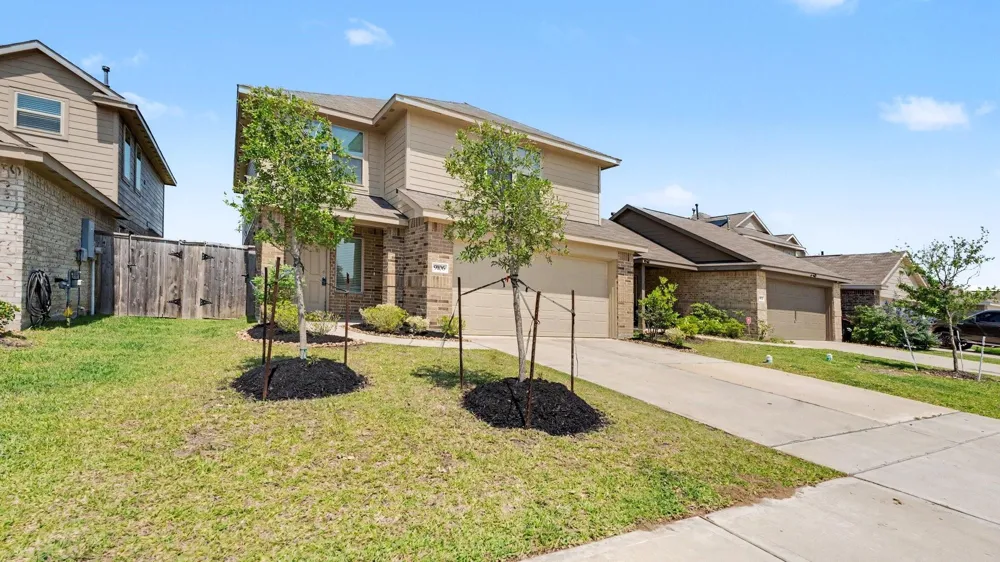 9106 Burnet Fields Drive Baytown, TX 77521