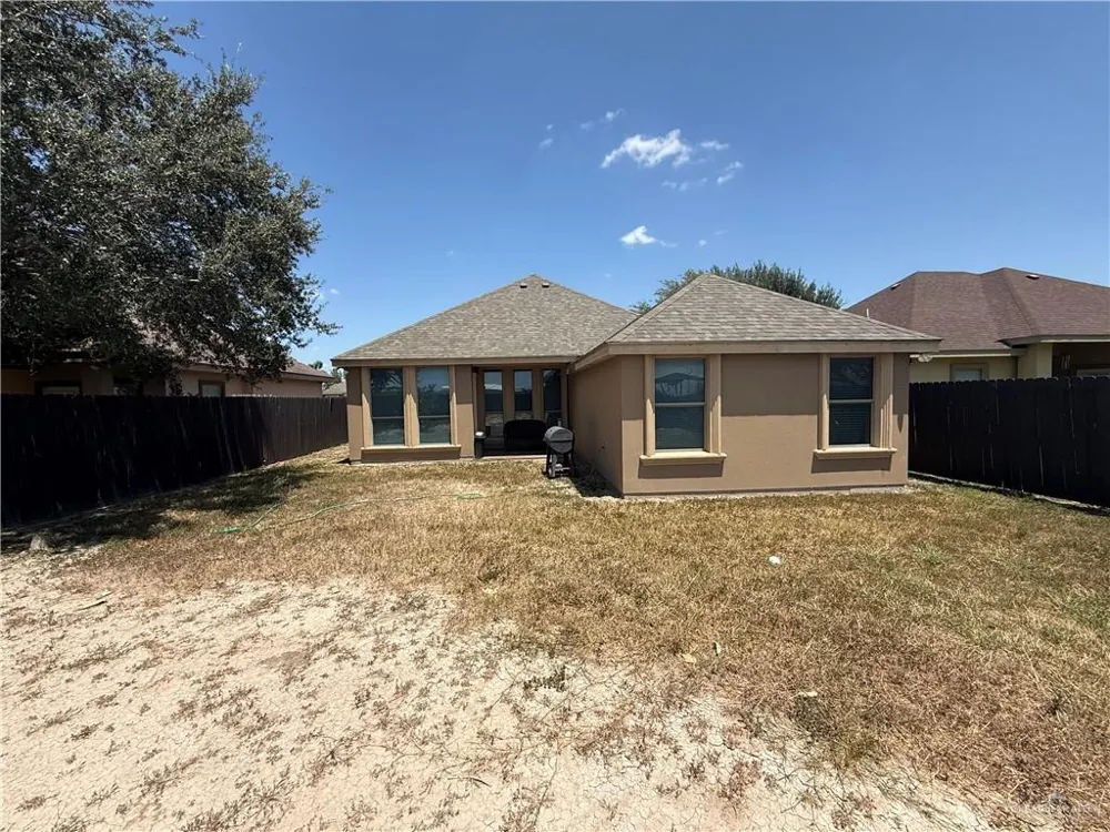 912 E Canela Avenue Pharr, TX 78577