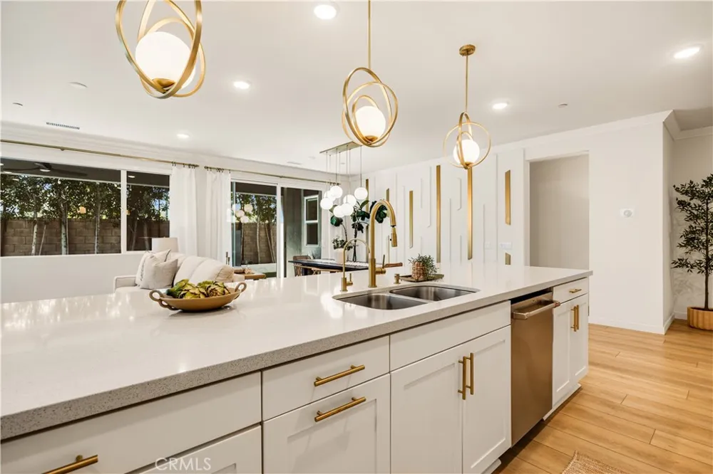 2634 E Scarlett Lane Ontario, CA 91762