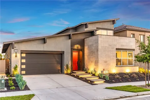2634 E Scarlett Lane