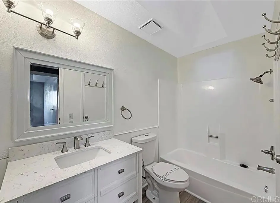 815 Quail Dr #1 Lake Elsinore, CA 92530