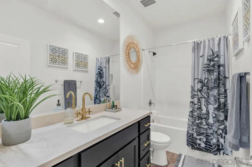 1588 San Miguelito San Diego, CA 92154