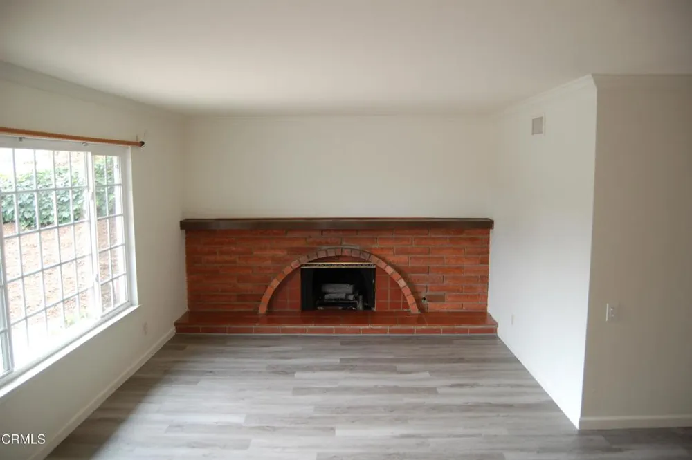81 S Jerome Avenue Thousand Oaks, CA 91320