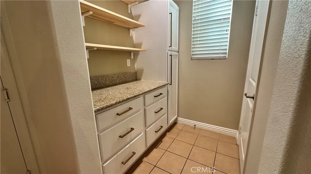 130 W Via Rua Flores Ontario, CA 91762