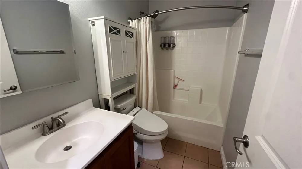 130 W Via Rua Flores Ontario, CA 91762