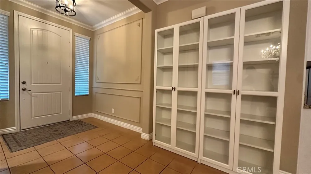 130 W Via Rua Flores Ontario, CA 91762