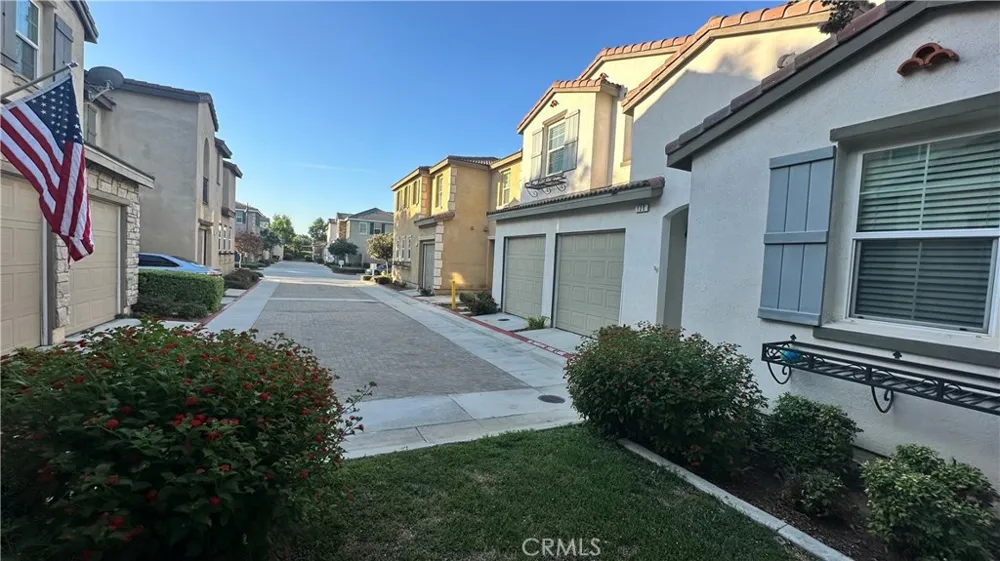 130 W Via Rua Flores Ontario, CA 91762