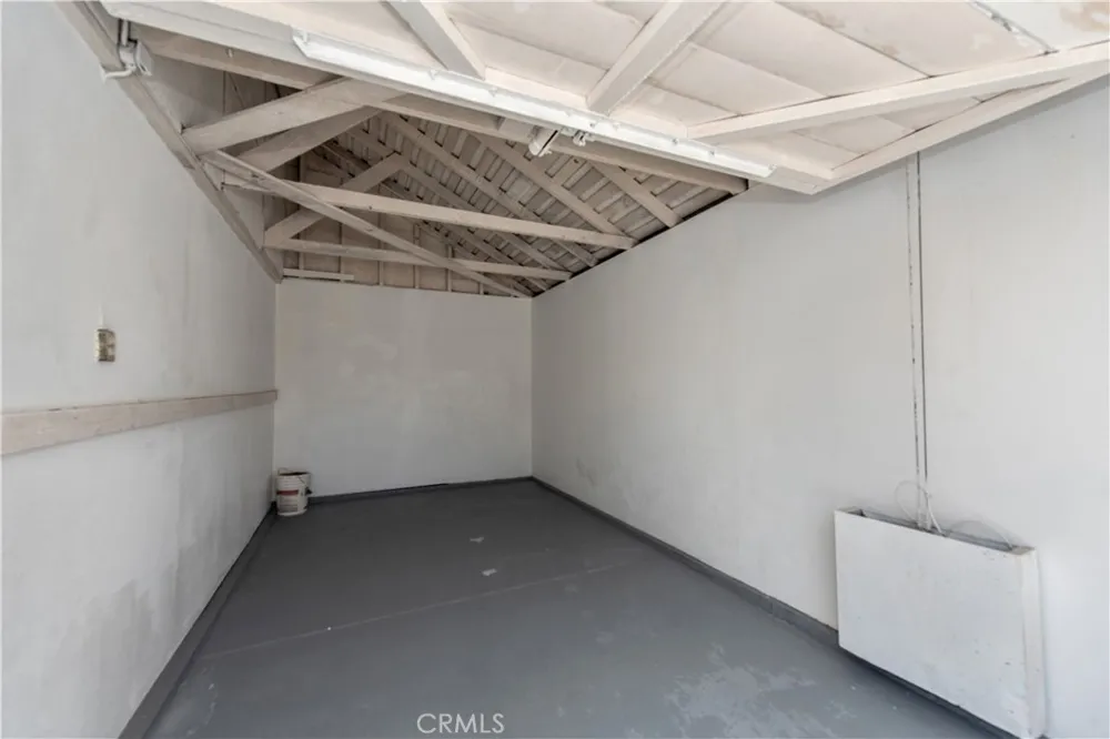 8713 Alondra Paramount, CA 90723
