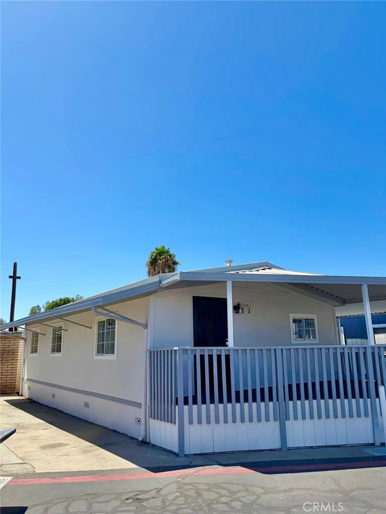 255 Bradley #107 El Cajon, CA 92021