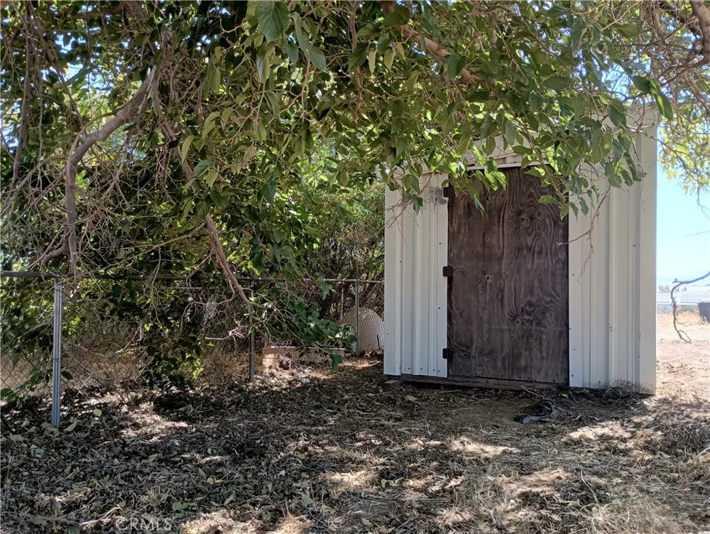 7139 Amestoy Road Oak Hills, CA 92344