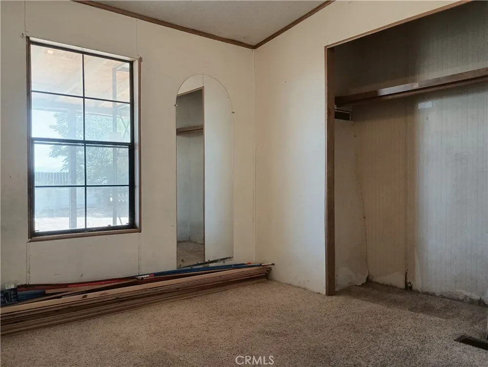 7139 Amestoy Road Oak Hills, CA 92344
