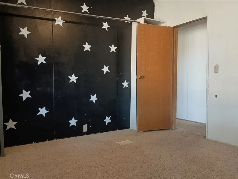 7139 Amestoy Road Oak Hills, CA 92344