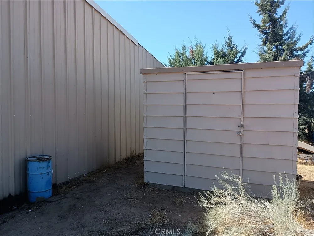 7139 Amestoy Road Oak Hills, CA 92344