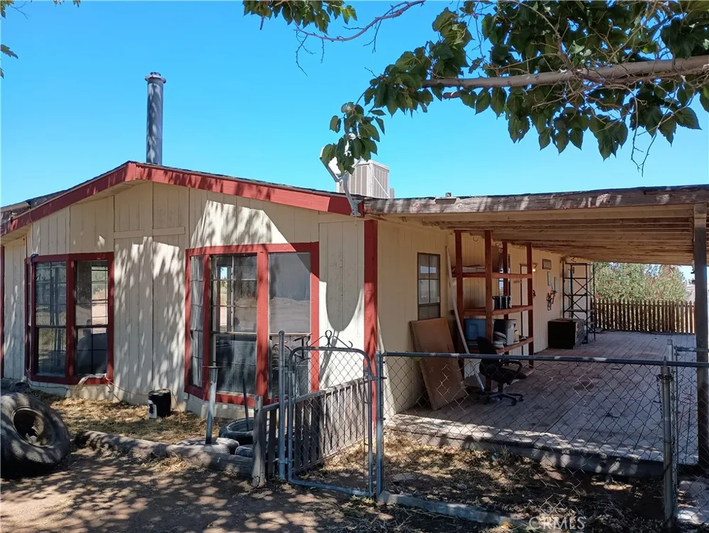 7139 Amestoy Road Oak Hills, CA 92344