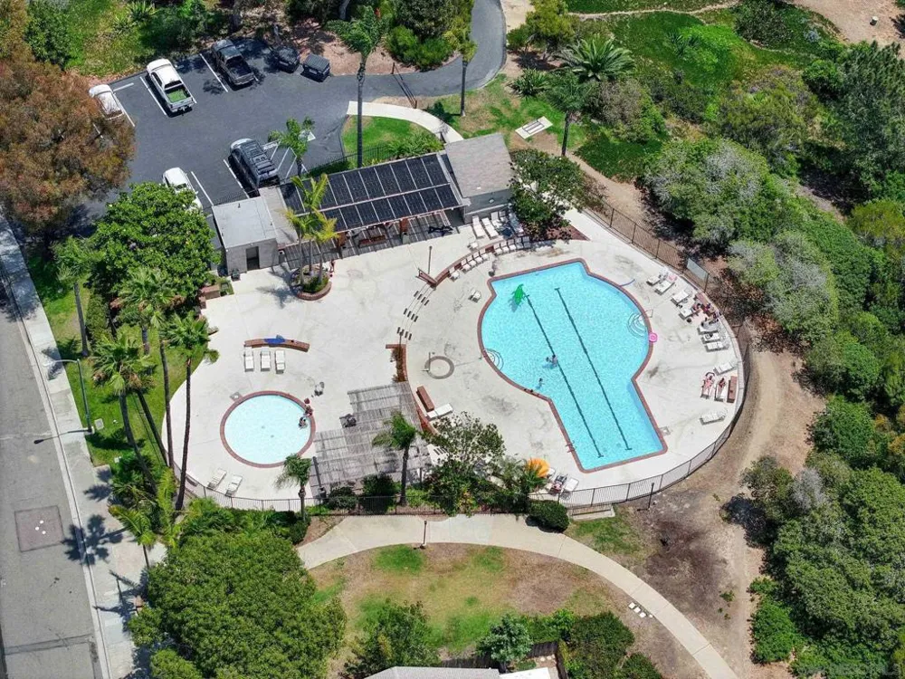 1103 Woodlake Dr Cardiff by the Sea, CA 92007