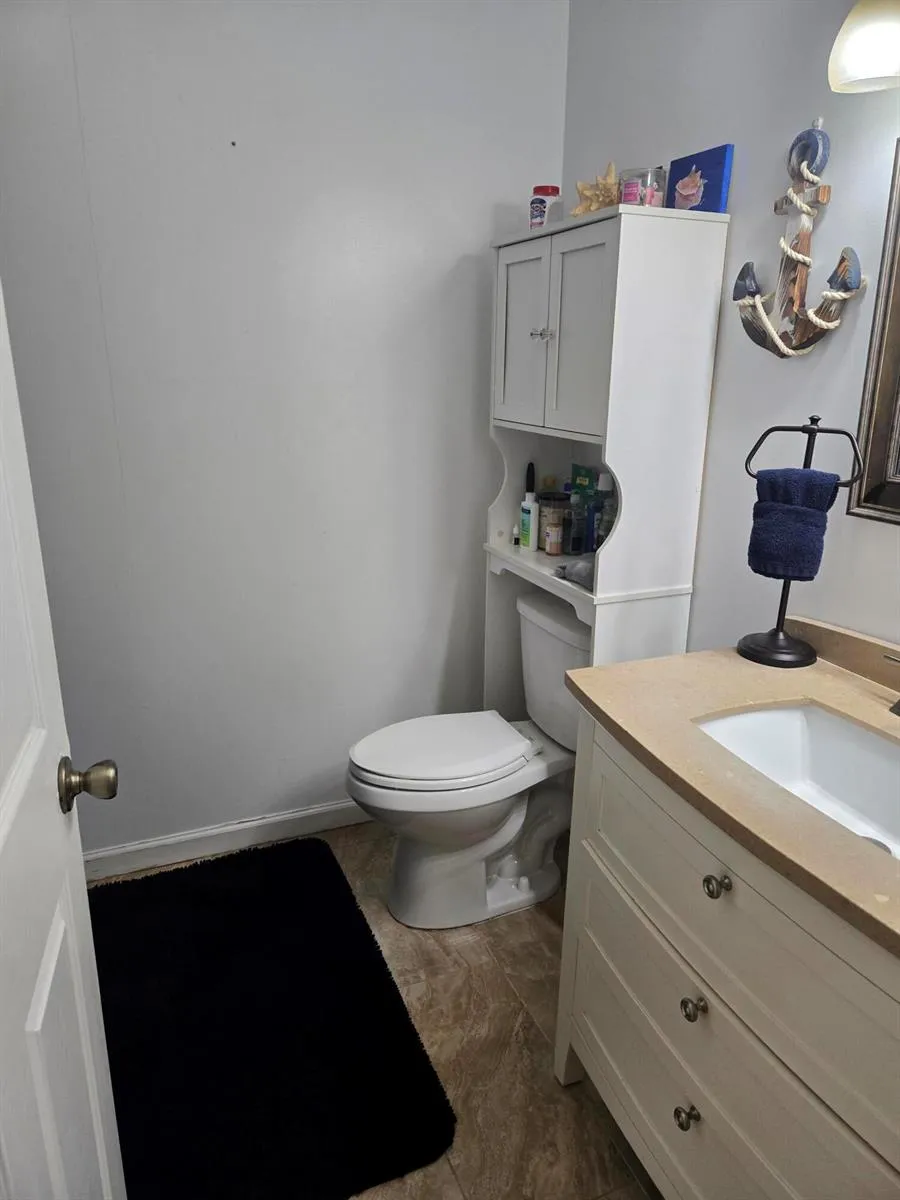 1402 Denlow Lane Royal Palm Beach, FL 33411
