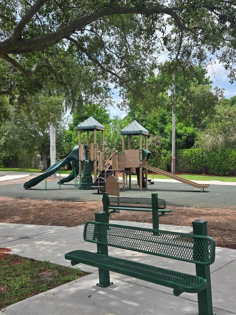 1402 Denlow Lane Royal Palm Beach, FL 33411